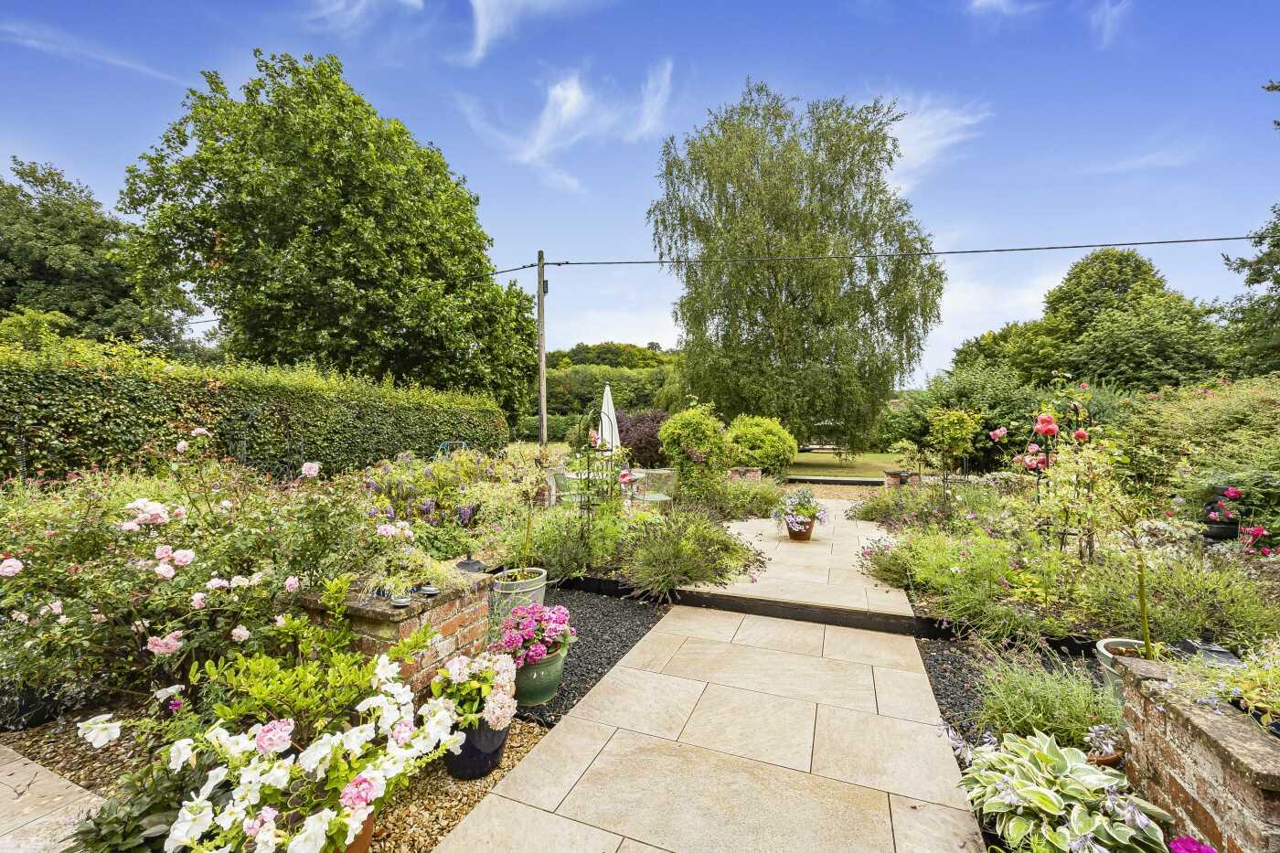 Skirmett, Henley-On-Thames